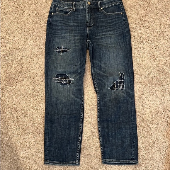 White House Black Market distressed slim ankle jeans - Picture 2 of 8